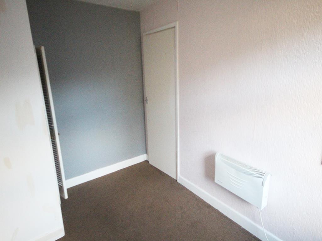 2 bedroom end terrace house SSTC in Colne - IMG_0092.jpg